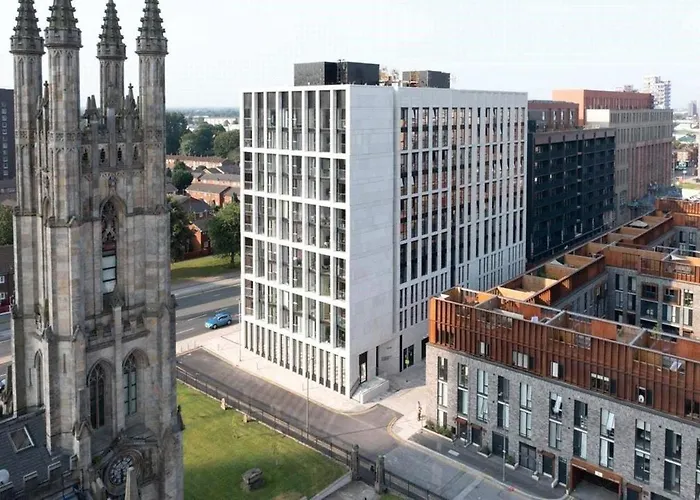 Central Duplex - Balcony - Roof Terrace - Parking